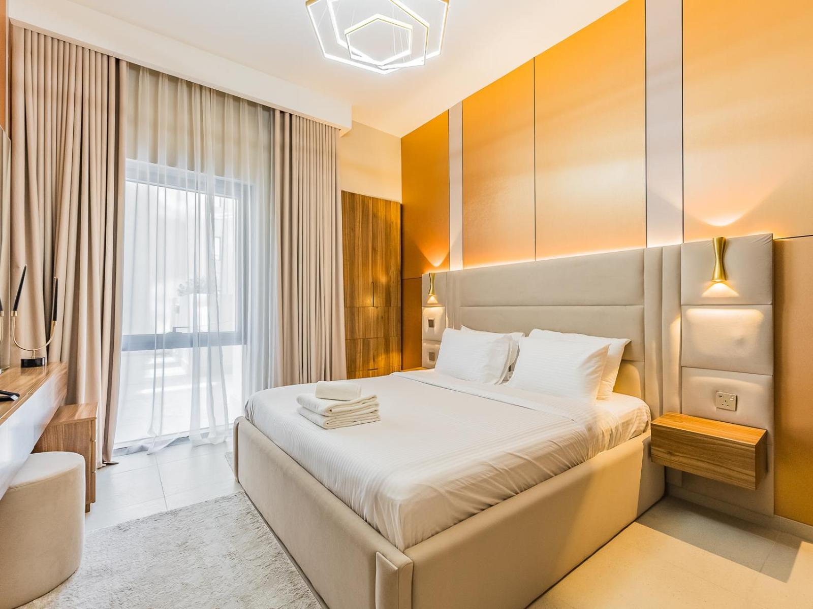 Escape 1br-vida Residences Creek Apartment Dubai