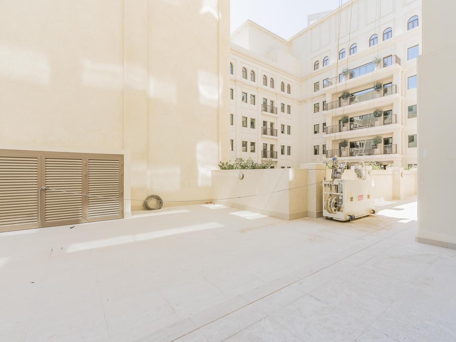 Escape 1br-vida Residences Creek Apartment *