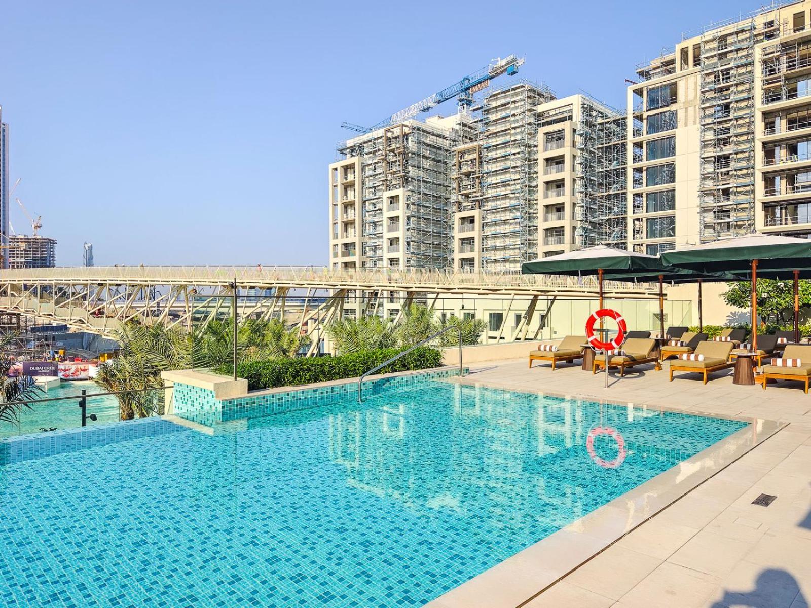 Apartment Escape 1br-vida Residences Creek Dubai