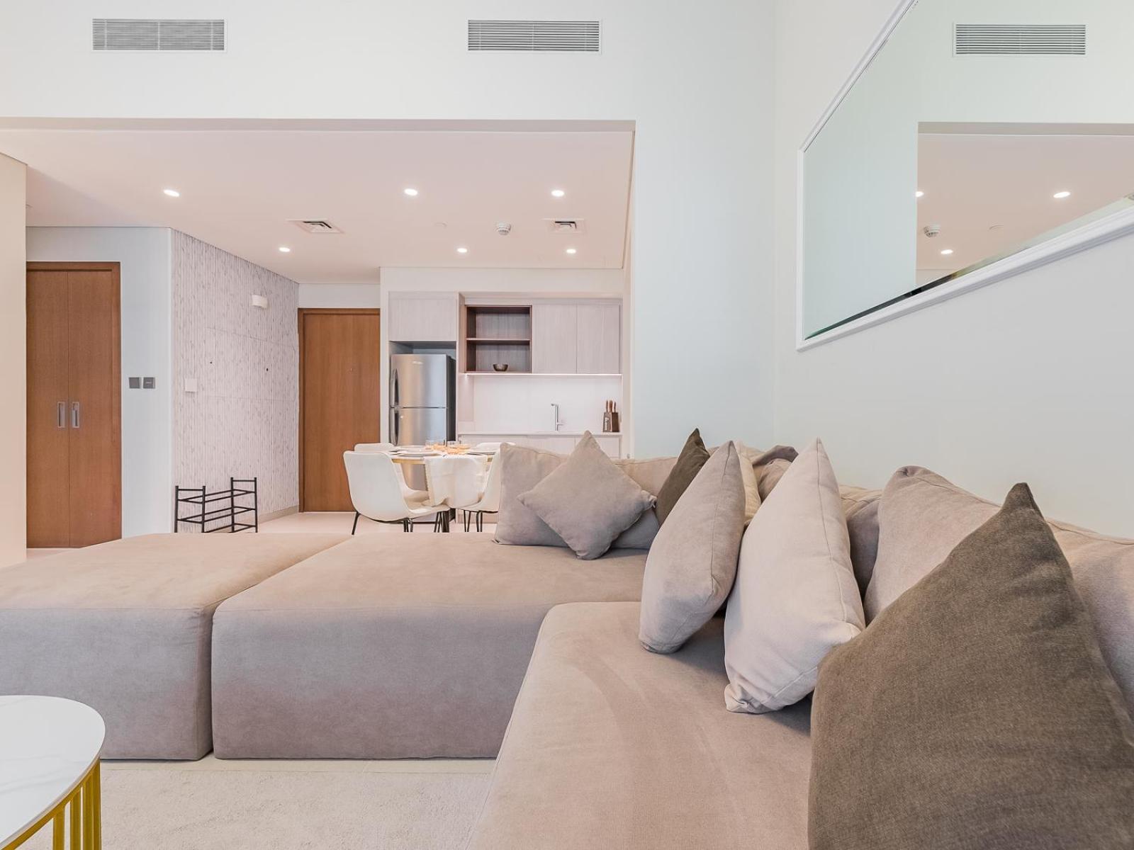 Apartment Escape 1br-vida Residences Creek Dubai