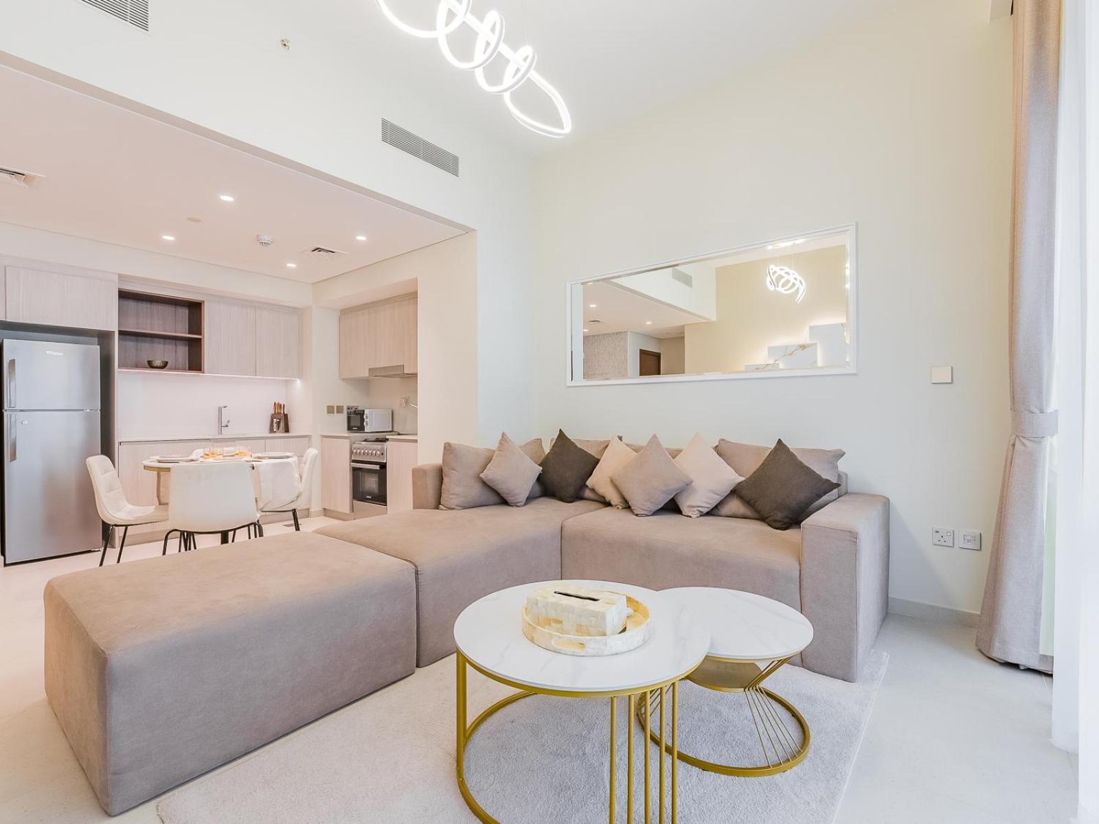 Escape 1br-vida Residences Creek Apartment Dubai